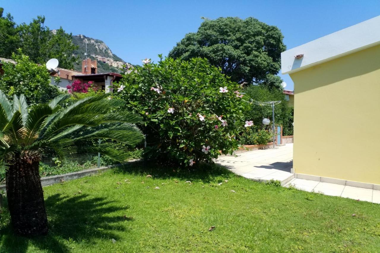 Villa Azzurra Nel Centro Di Costa Rei Exterior foto