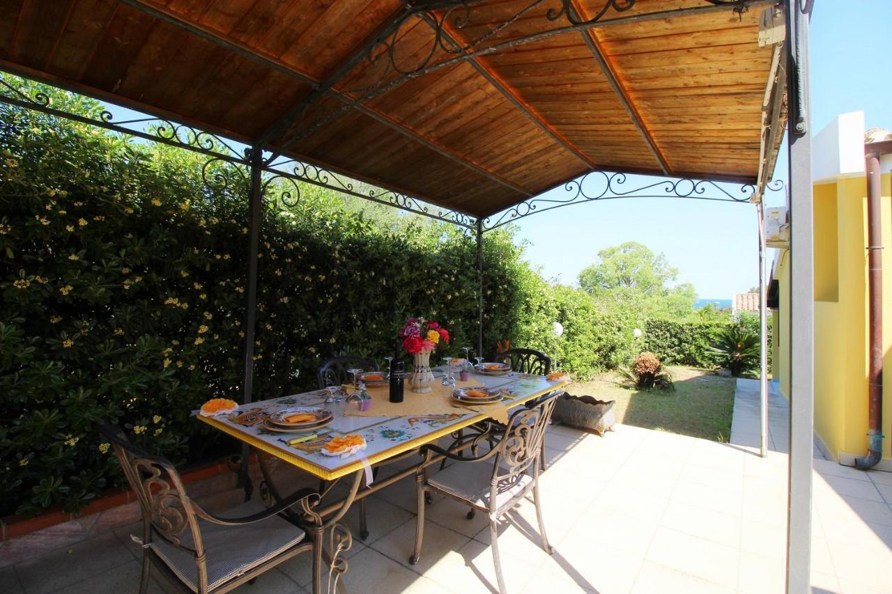 Villa Azzurra Nel Centro Di Costa Rei Exterior foto